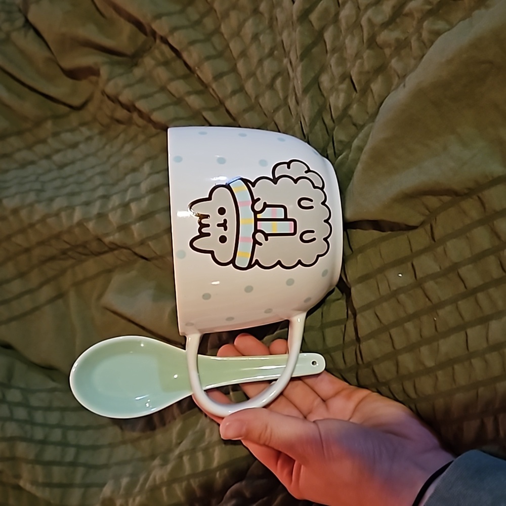 Pusheen Mug with spoon